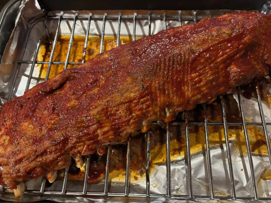 barbecue baby back ribs apply sauce