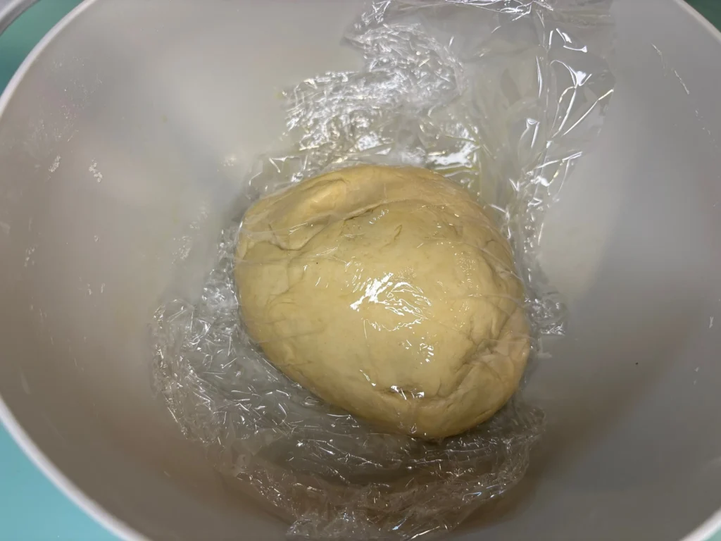 garlic knots make dough