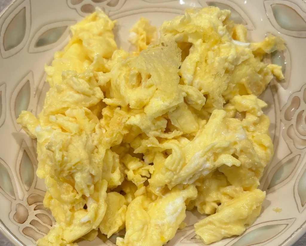hash it out breakfast bowl scramble eggs